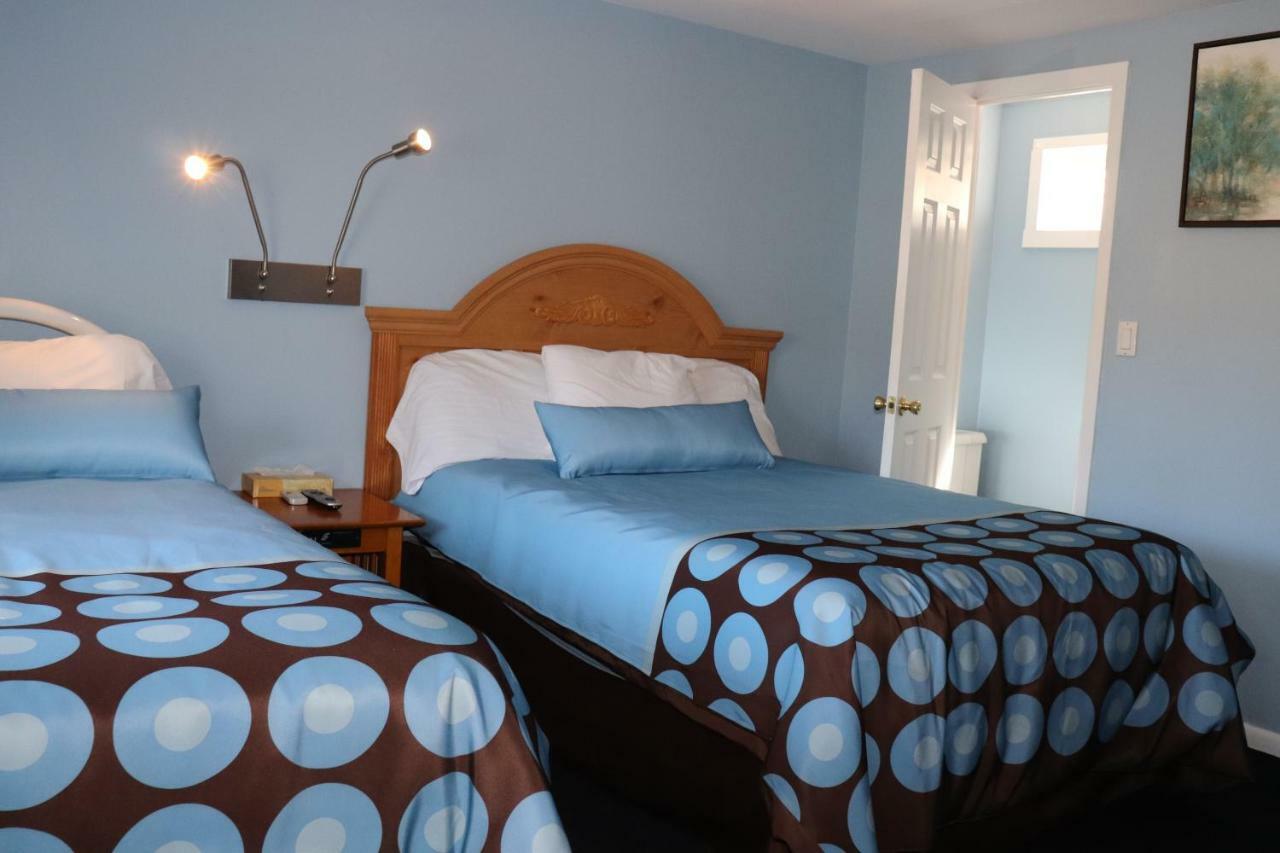 Hitching Post Country Motel Cornwall Eksteriør bilde