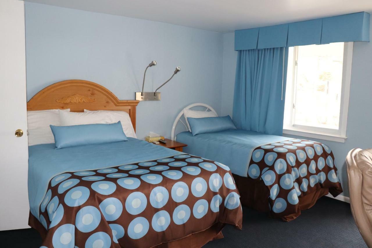 Hitching Post Country Motel Cornwall Eksteriør bilde