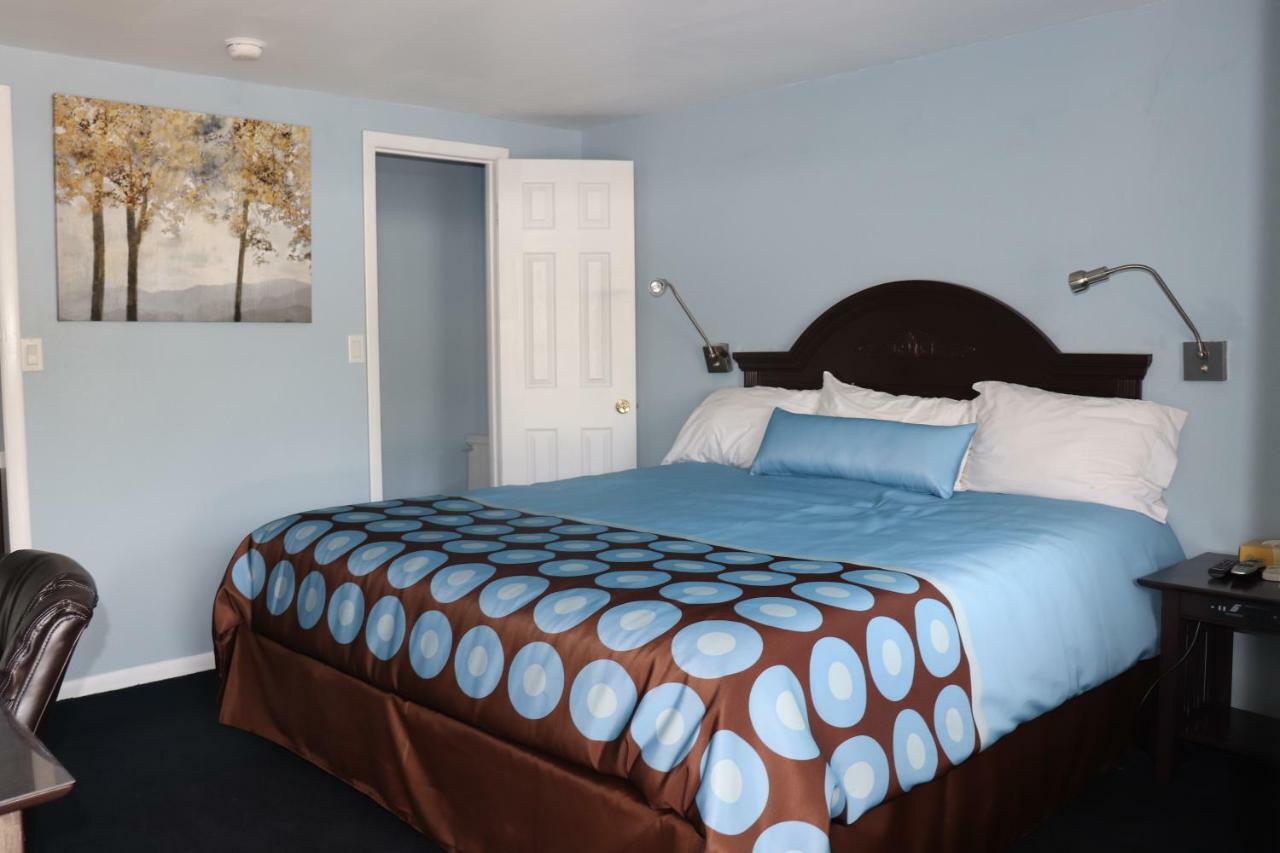 Hitching Post Country Motel Cornwall Eksteriør bilde